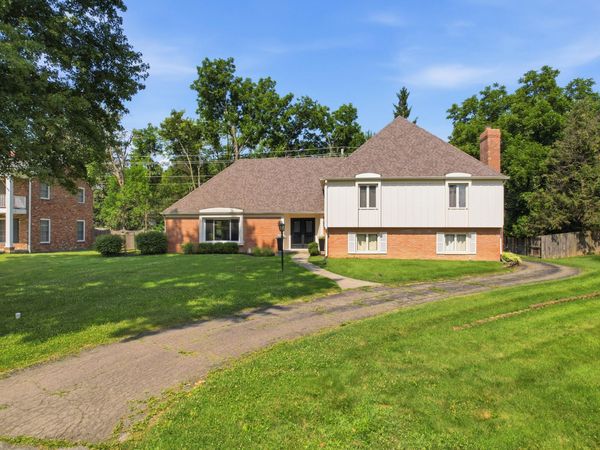 6706 Cricklewood Road, Indianapolis, IN 46220