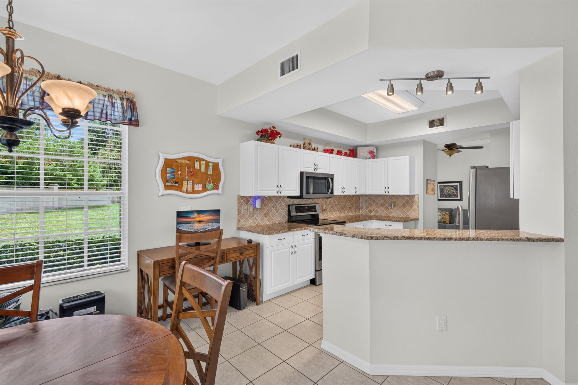15159 Oxford Cv, Unit 2502, Fort Myers, FL 33919 Photo