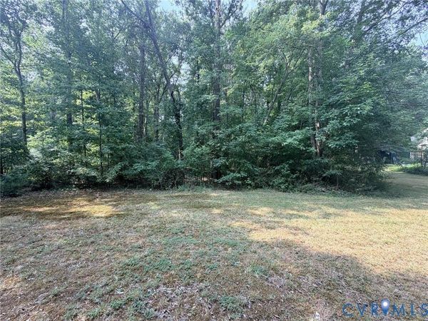 399 Briarwood Circle , Henrico, VA 23238