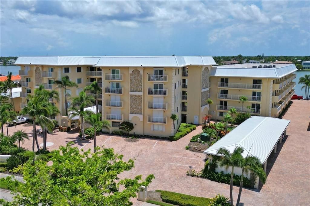 3000 Gulf Shore Blvd N, Unit 213, Naples, FL 34103 Photo