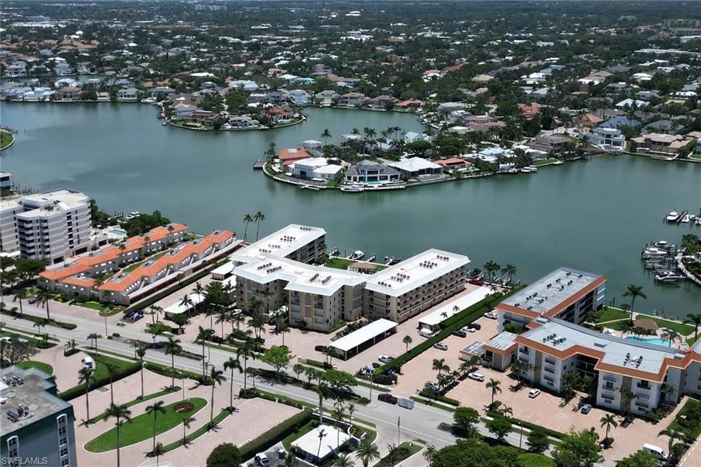 3000 Gulf Shore Blvd N, Unit 213, Naples, FL 34103 Photo