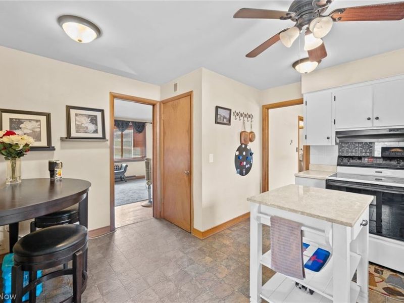 2091 Springfield Center Road , Akron, OH 44312 Photo 11