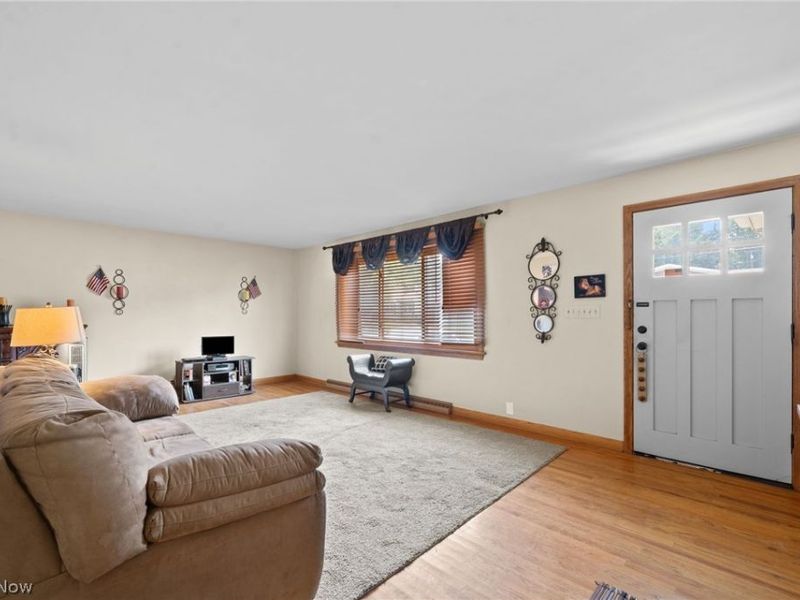 2091 Springfield Center Road , Akron, OH 44312 Photo 5