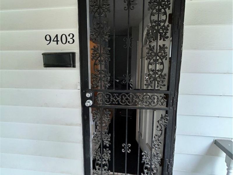 9403 Columbia Avenue, Cleveland, OH 44108 Photo 2
