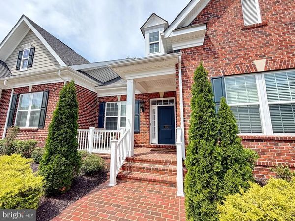 376 BUCKEYE CIRCLE , LA PLATA, MD 20646