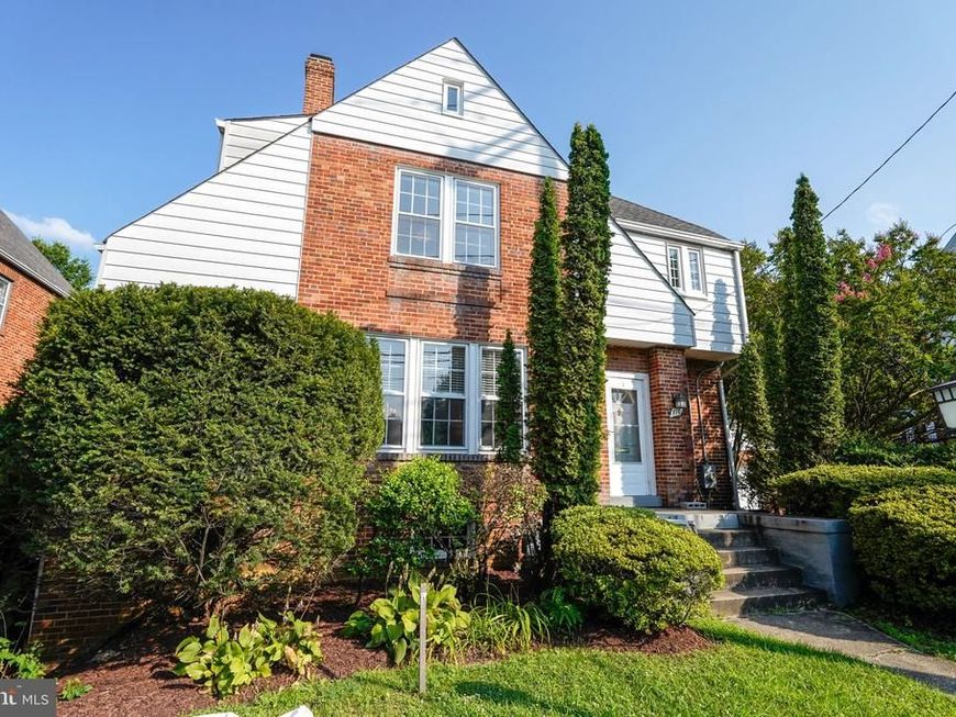 710 Wayne Avenue, Silver Spring, MD 20910 Main Photo