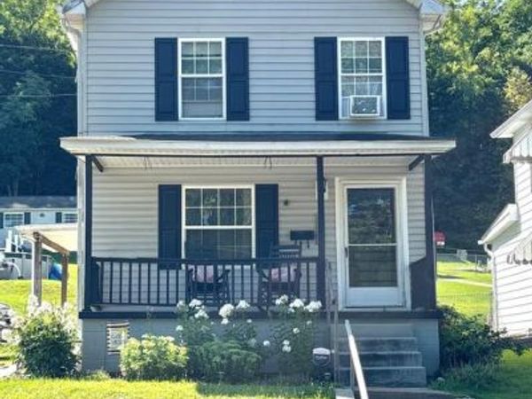 720 E FREEDOM AVENUE, BURNHAM, PA 17009