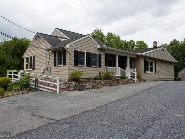 204 HERRVILLE ROAD , WILLOW STREET, PA 17584