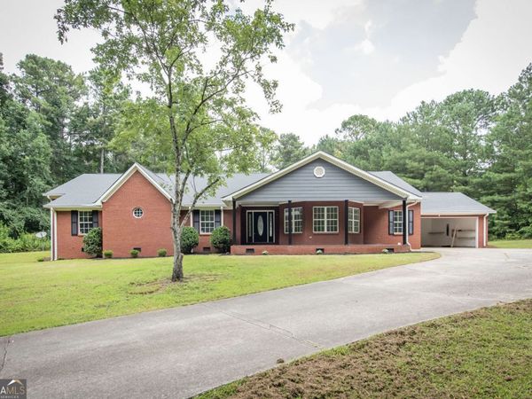 2165 Bakers Bridge Road, Douglasville, GA 30134