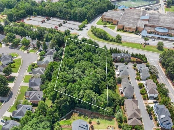 5277 Spalding Drive, Peachtree Corners, GA 30092