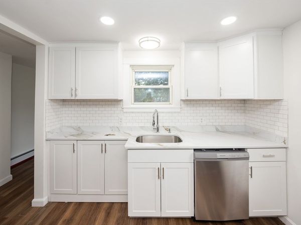 101 Ararat Street, Worcester, MA 01606