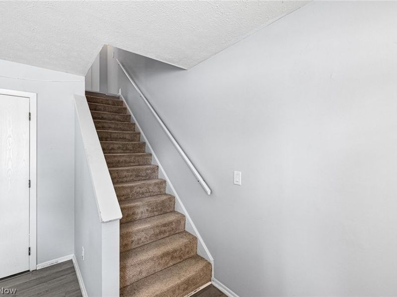 9160 Memphis Avenue, Cleveland, OH 44144 Photo 15