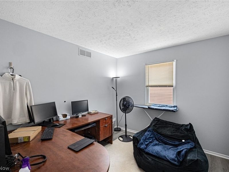 9160 Memphis Avenue, Cleveland, OH 44144 Photo 16