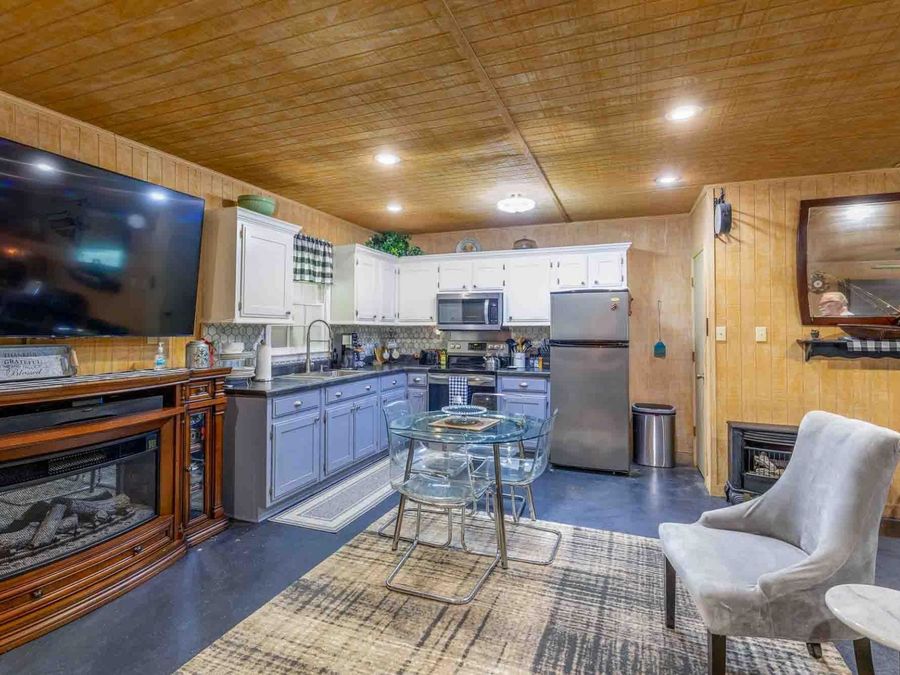 Property Image 43