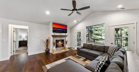 1513 Cree Street, South Lake Tahoe, CA 96150 Photo