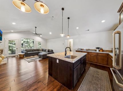 1513 Cree Street, South Lake Tahoe, CA 96150 Photo