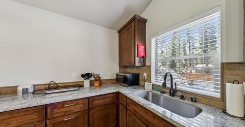 1513 Cree Street, South Lake Tahoe, CA 96150 Photo