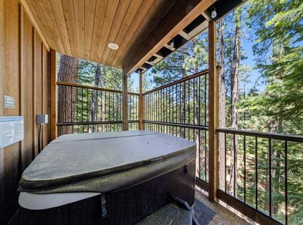 1513 Cree Street, South Lake Tahoe, CA 96150 Photo