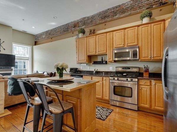 141 Washington St., Unit 2, Salem, MA 01970