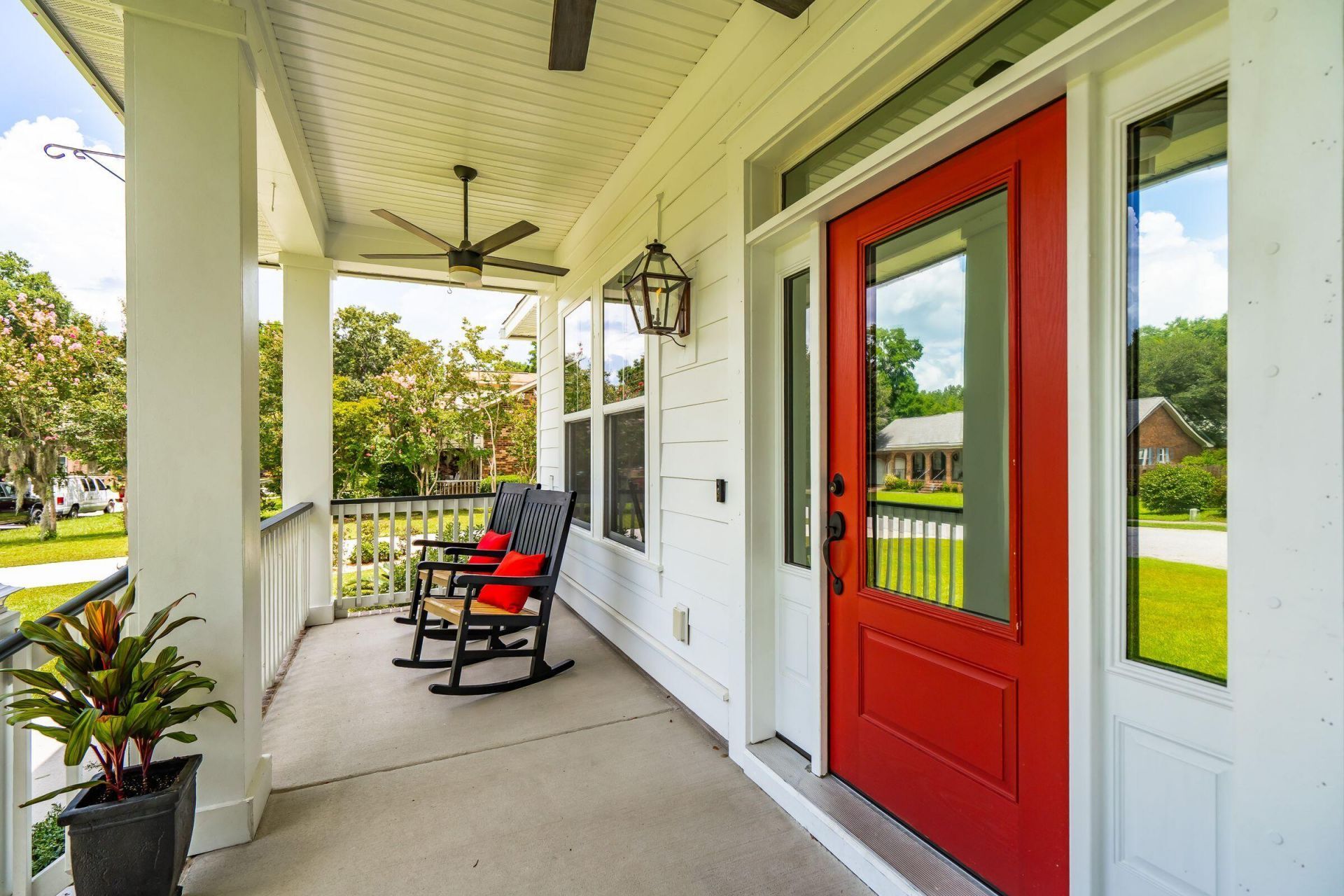 1055 Stonehenge Drive Photo 13