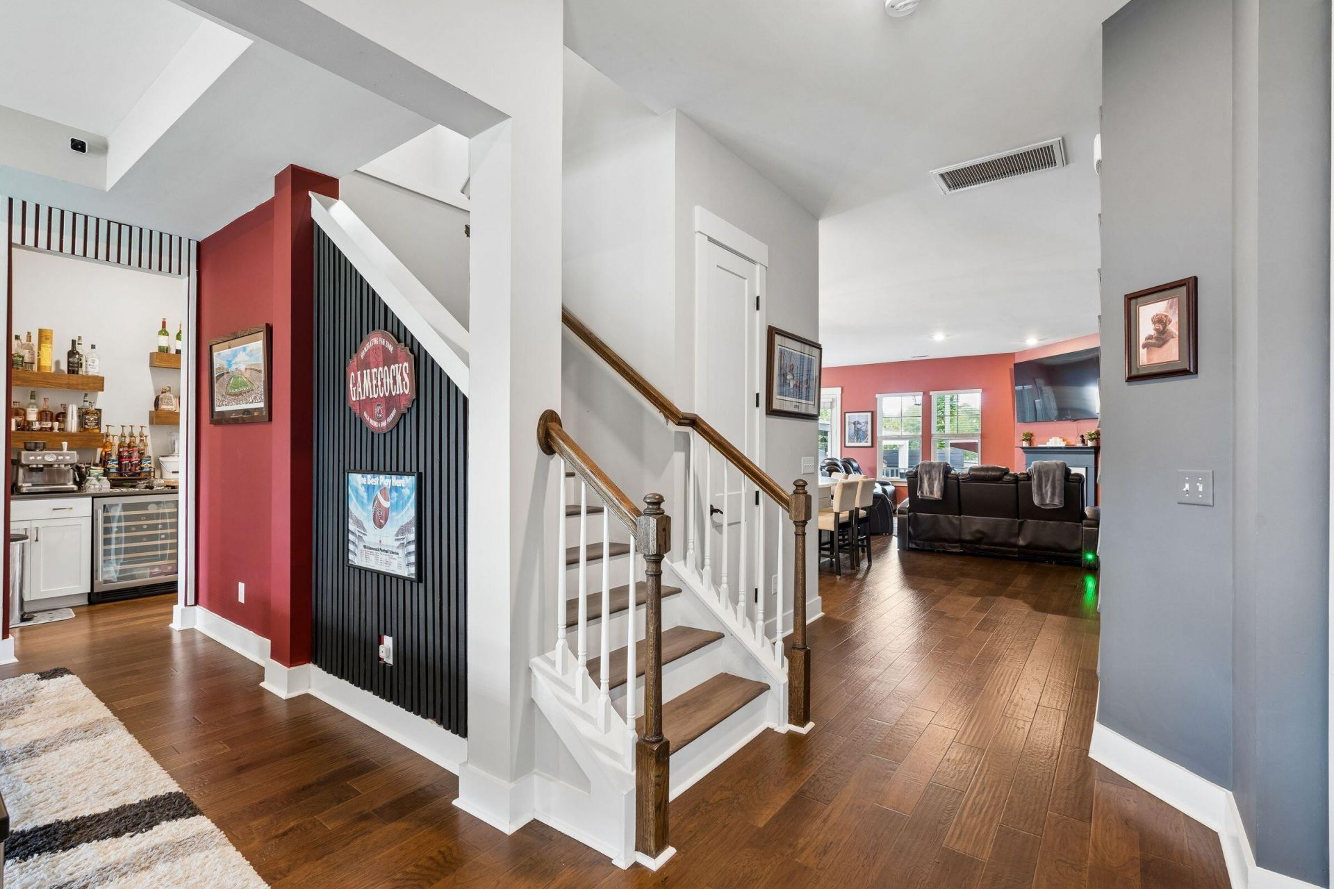 1055 Stonehenge Drive Photo 18