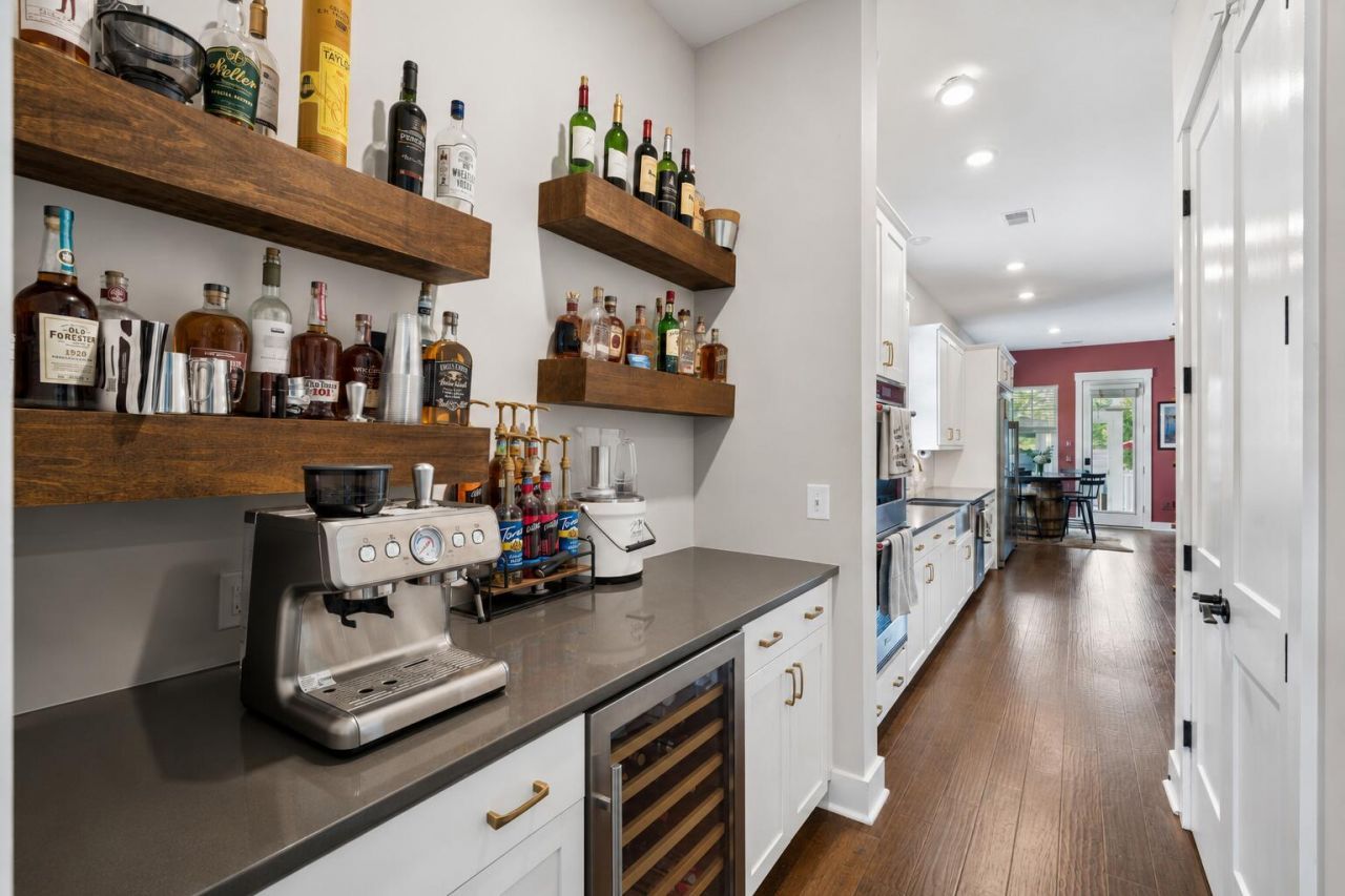 1055 Stonehenge Drive Photo 26