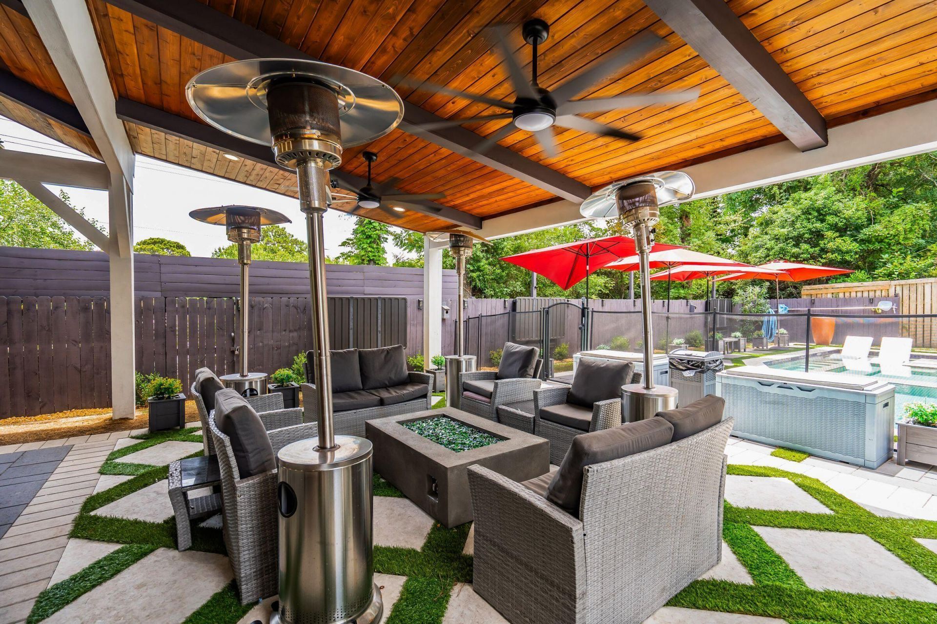 1055 Stonehenge Drive Photo 43