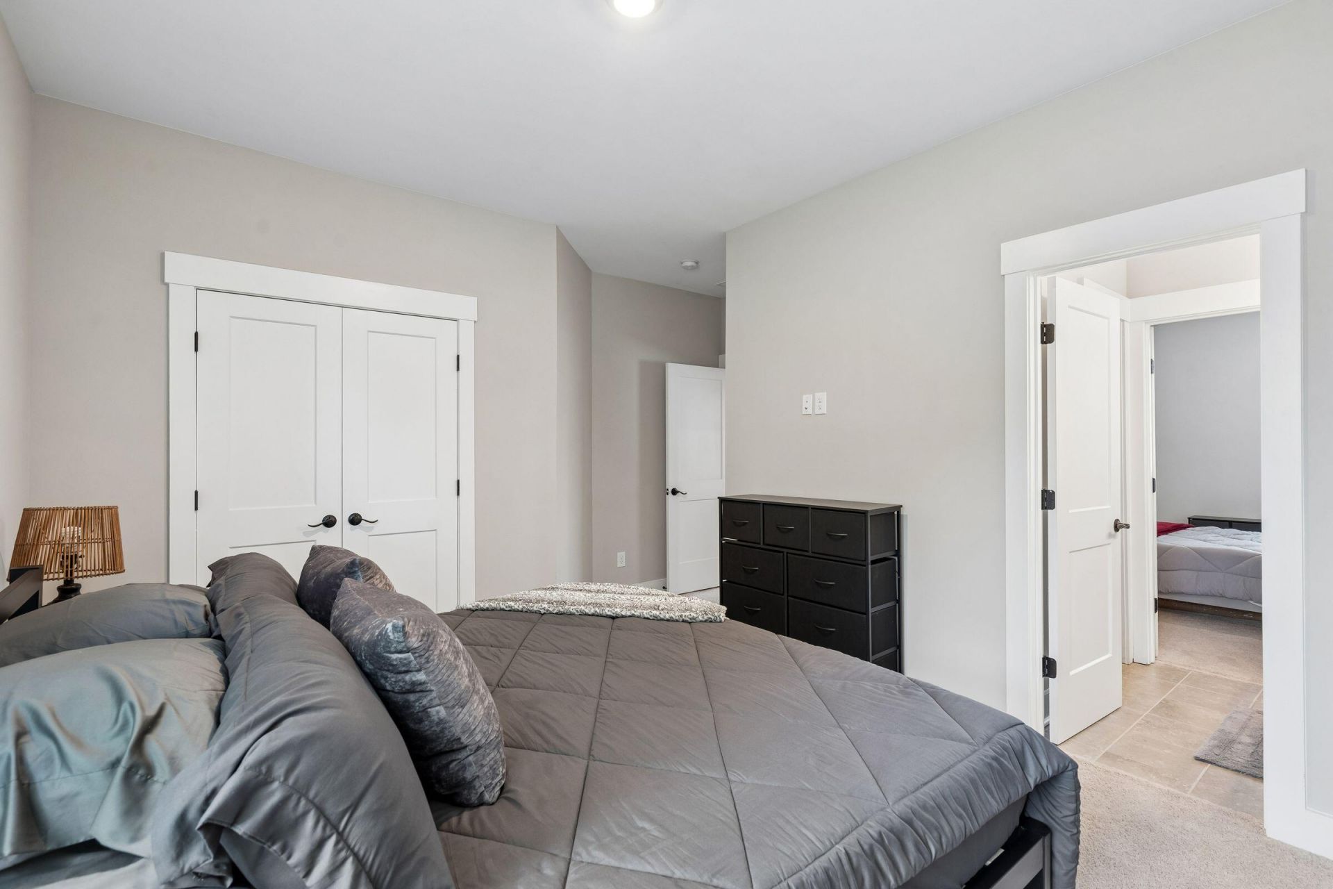 1055 Stonehenge Drive Photo 46