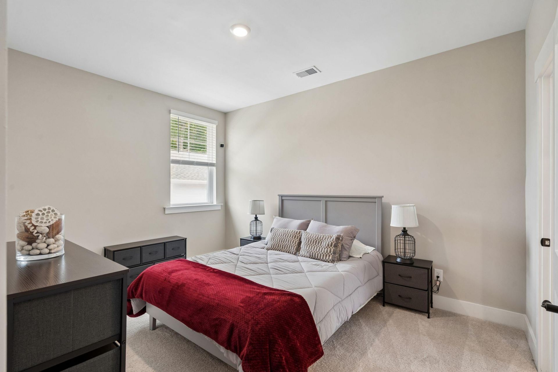 1055 Stonehenge Drive Photo 48