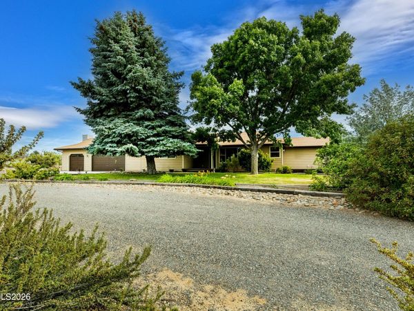 1565 Shirley Street, Minden, NV 89423