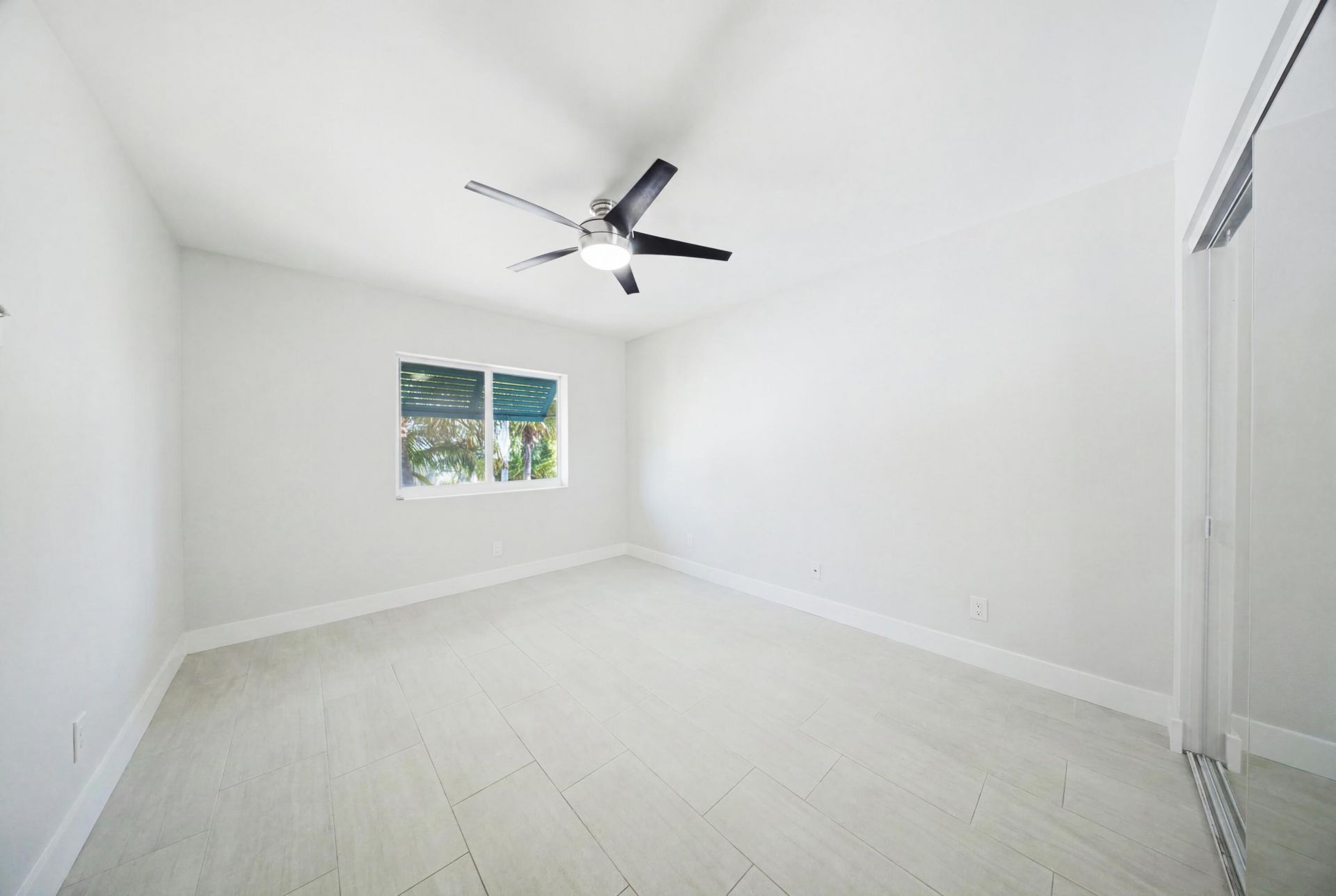 138 N Indies Drive, Unit B, Duck, FL 33050 Photo