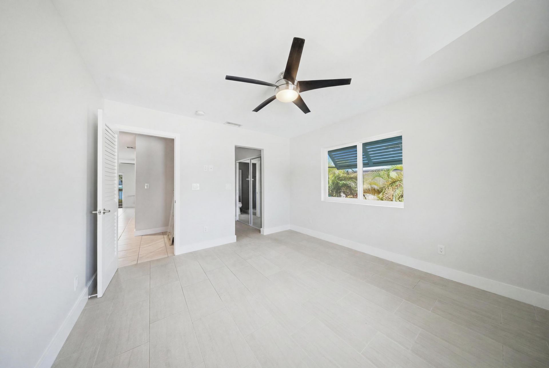 138 N Indies Drive, Unit B, Duck, FL 33050 Photo
