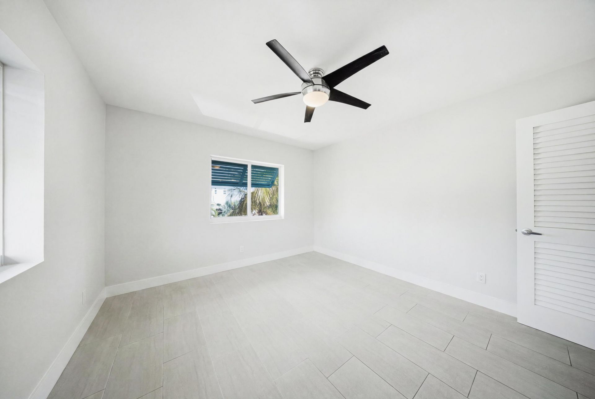 138 N Indies Drive, Unit B, Duck, FL 33050 Photo