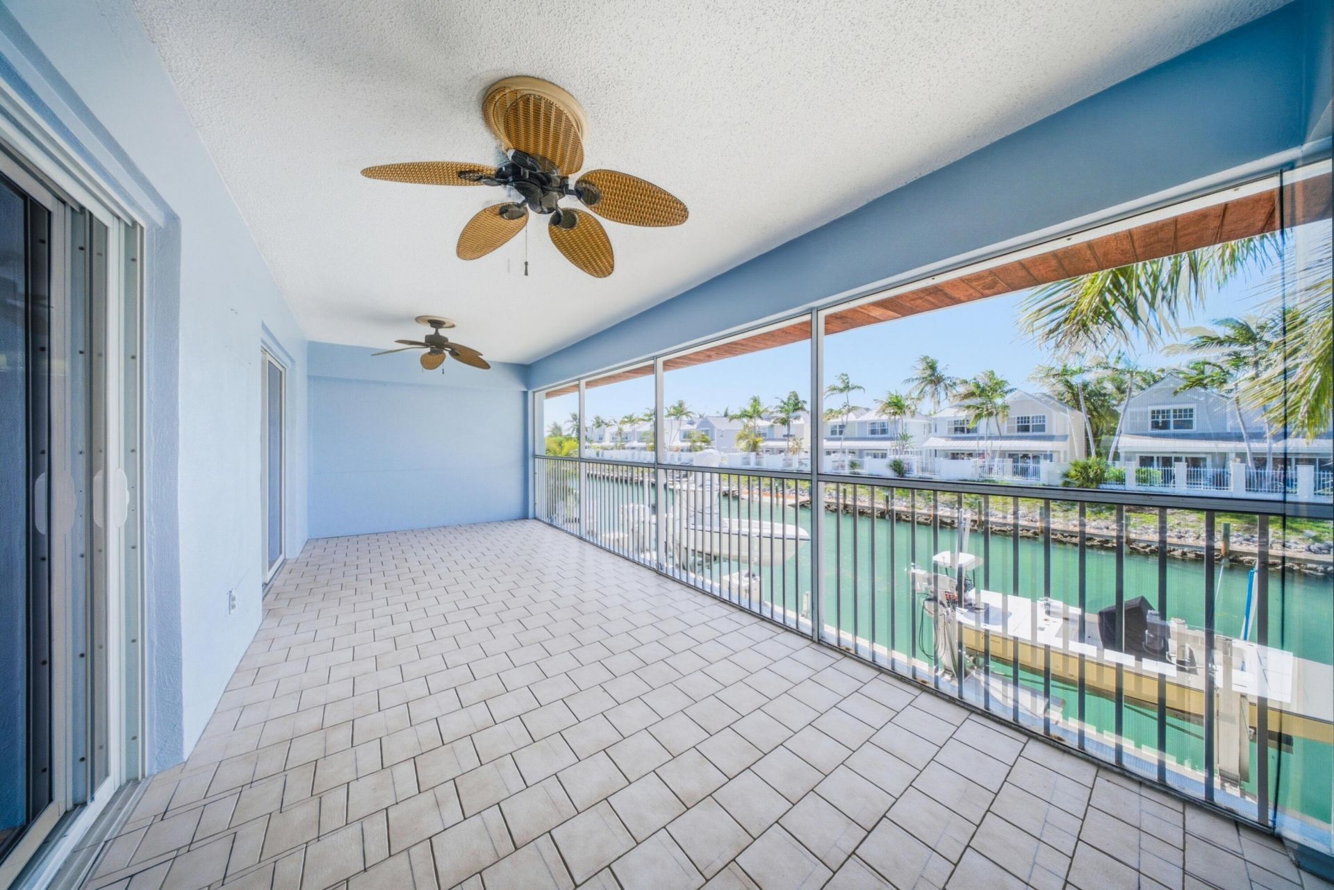 138 N Indies Drive, Unit B, Duck, FL 33050 Photo