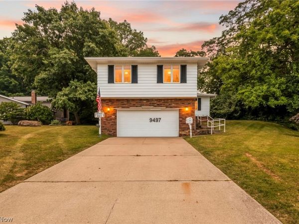 9497 Idlewood Drive , Brooklyn, OH 44144