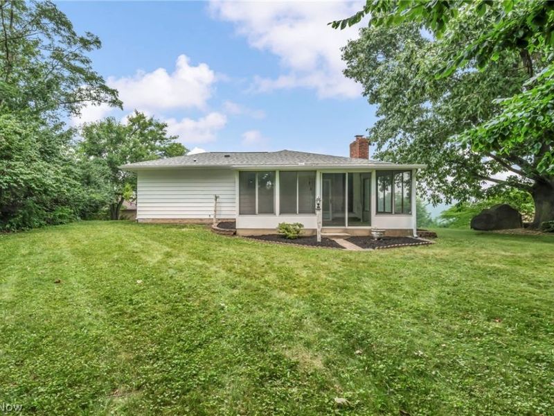 9497 Idlewood Drive, Brooklyn, OH 44144 Photo 29