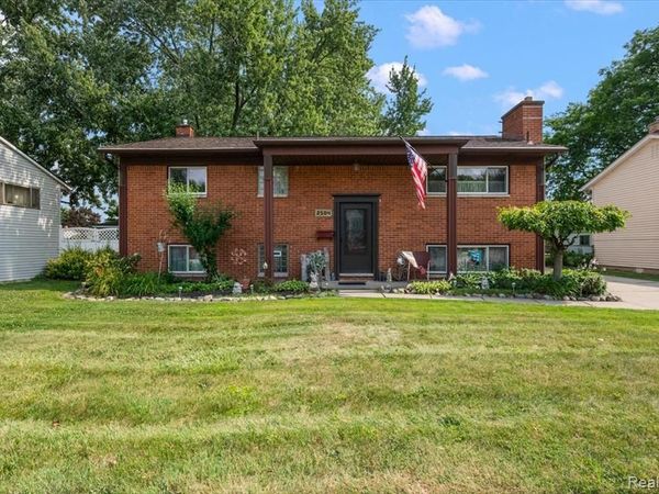 2504 Koper Drive , Sterling Heights, MI 48310