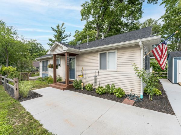 22770 Oak Street, Pierson, MI 49339