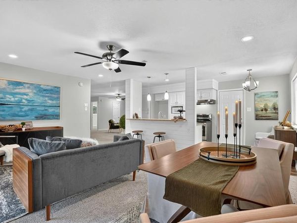 404 NW Wintercrest Road, Burleson, TX 76028