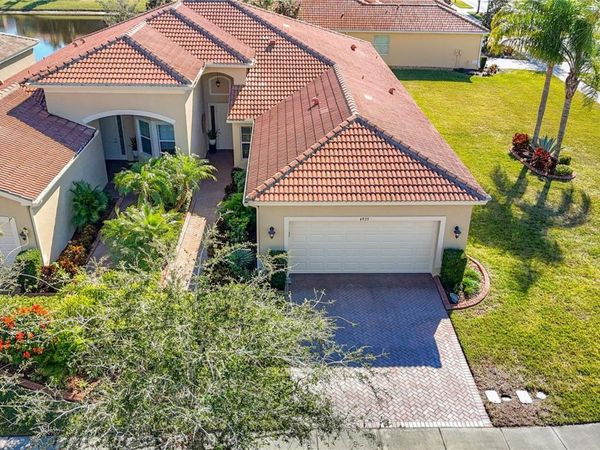 4935 MARBLE SPRINGS CIRCLE , WIMAUMA, FL 33598