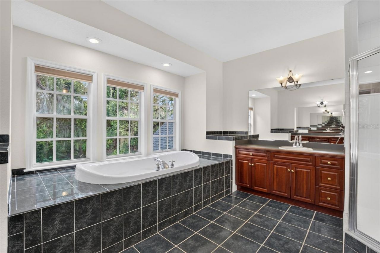 1701 Cottage Oaks Court, Brandon, FL 33510 Photo