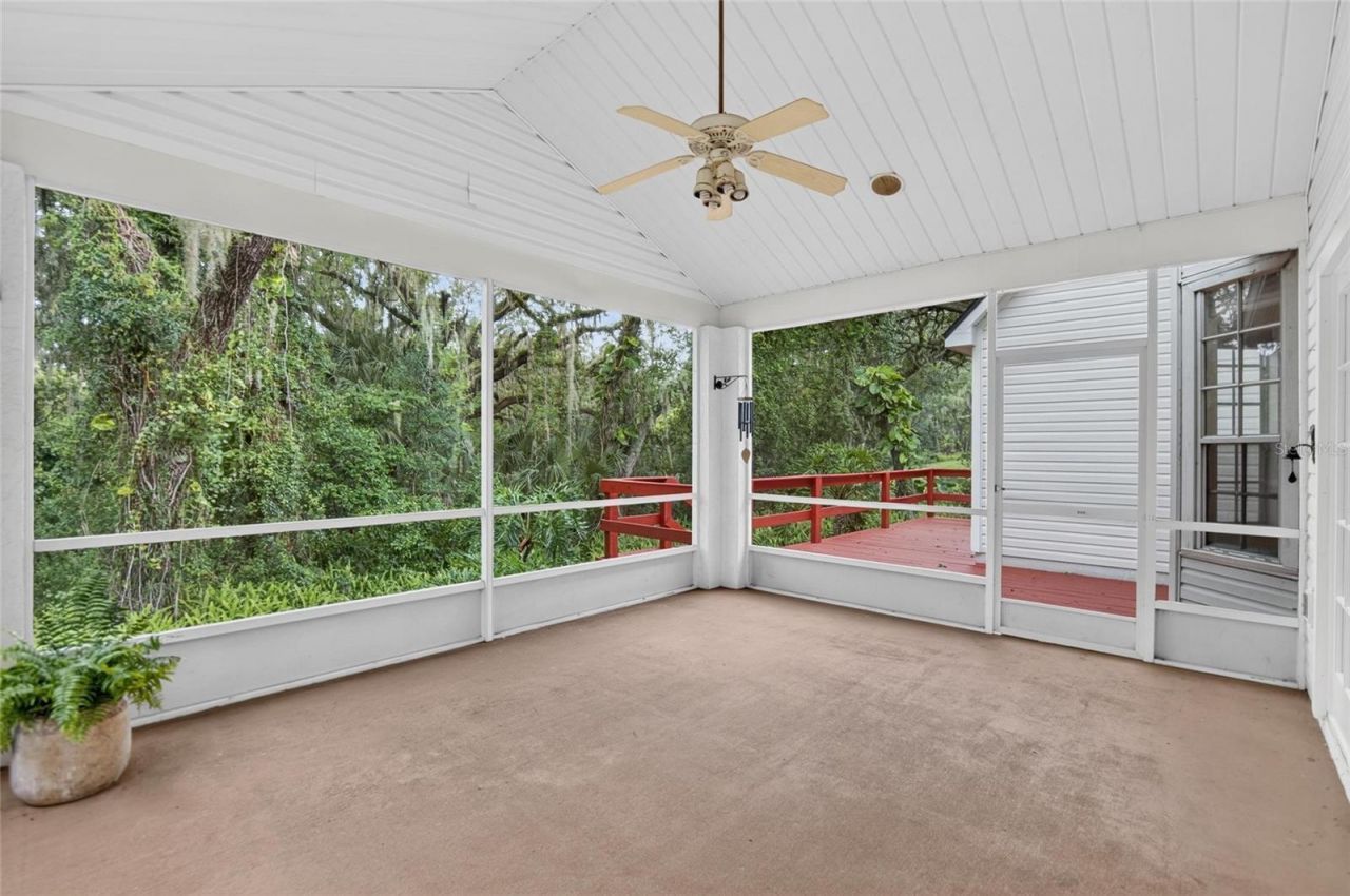1701 Cottage Oaks Court, Brandon, FL 33510 Photo