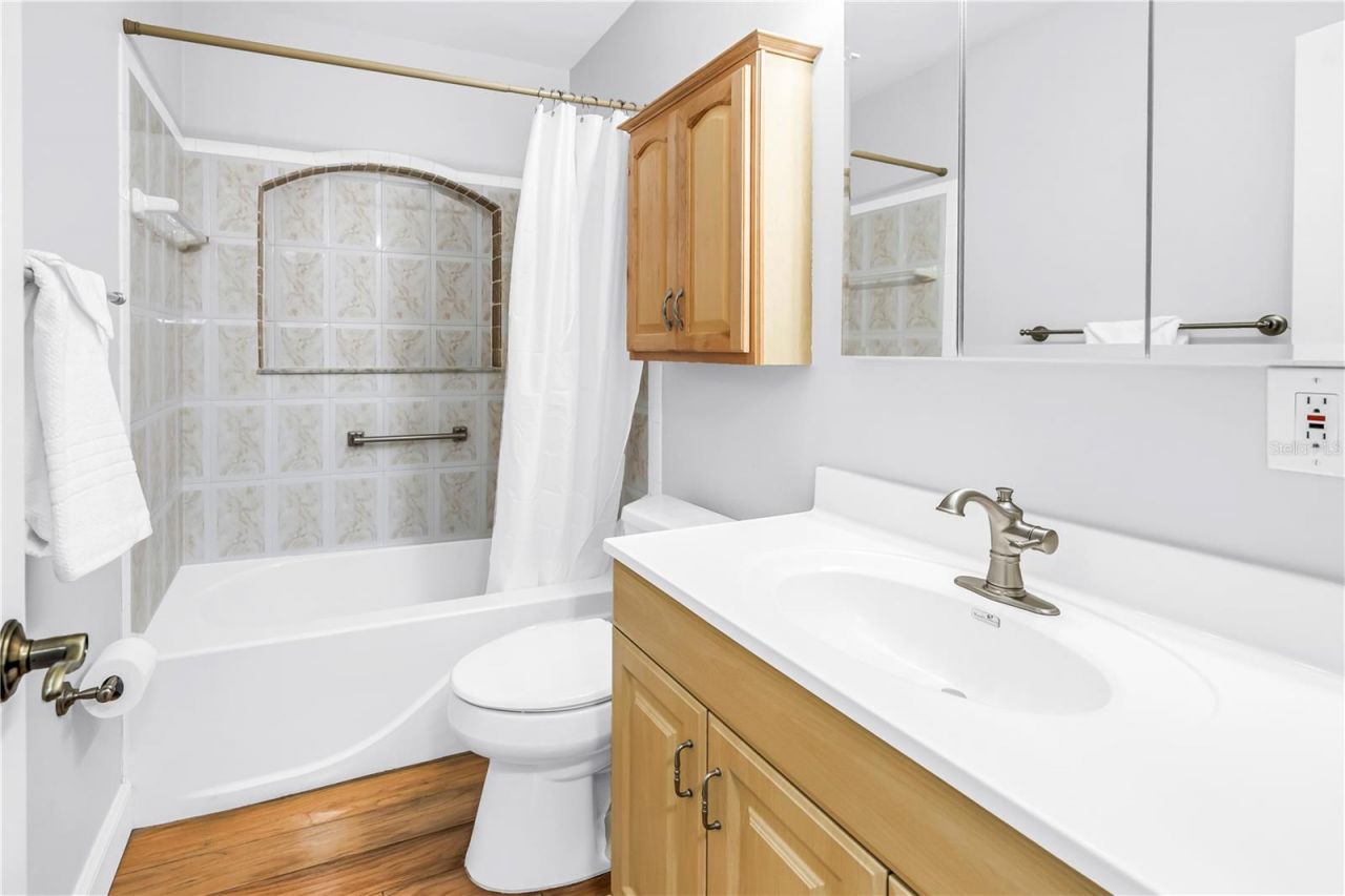 743 41st Avenue Ne, Saint Petersburg, FL 33703 Photo
