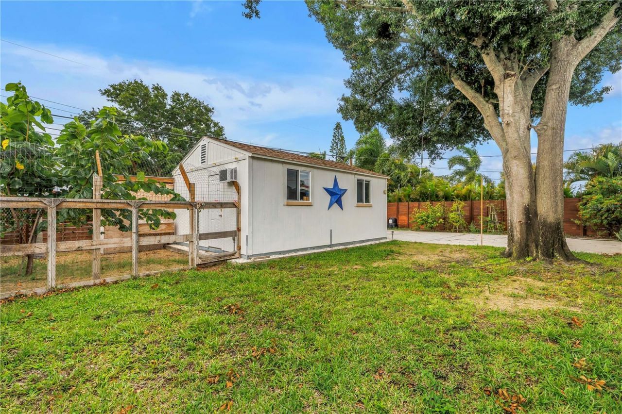 743 41st Avenue Ne, Saint Petersburg, FL 33703 Photo