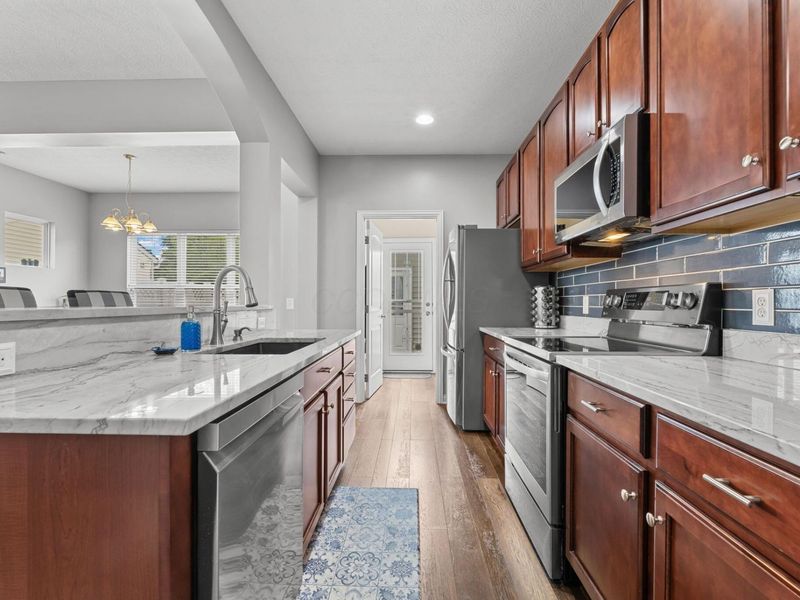 7975 Ashenden Drive, Blacklick, OH 43004 Photo 13