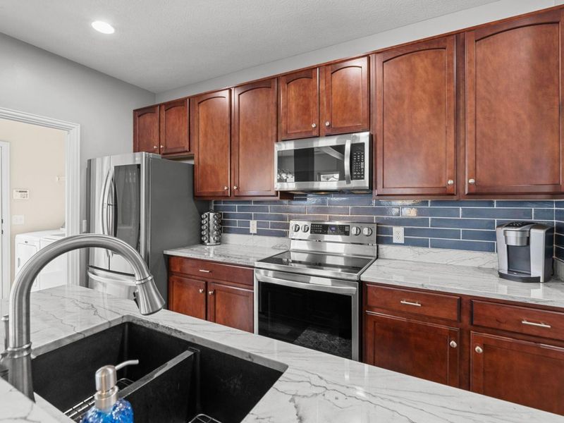 7975 Ashenden Drive, Blacklick, OH 43004 Photo 17