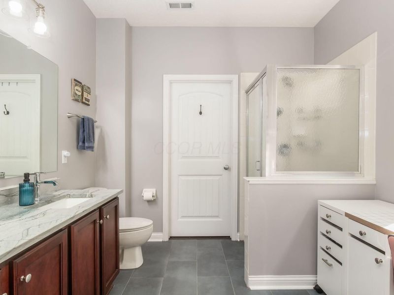7975 Ashenden Drive, Blacklick, OH 43004 Photo 24