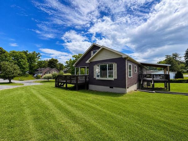 184 Grandview Rd, BEAVER, WV 25832