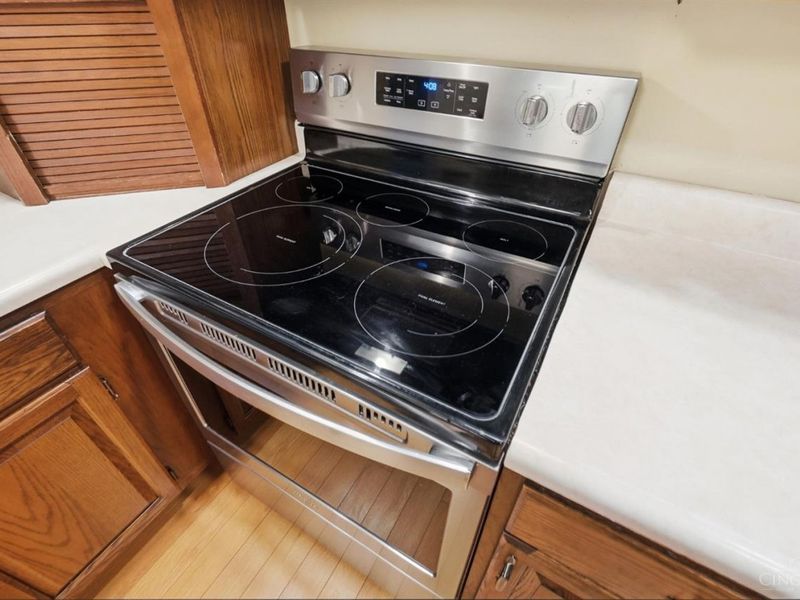 5745 Westgrove Drive, Green Township, OH 45248 Photo 15
