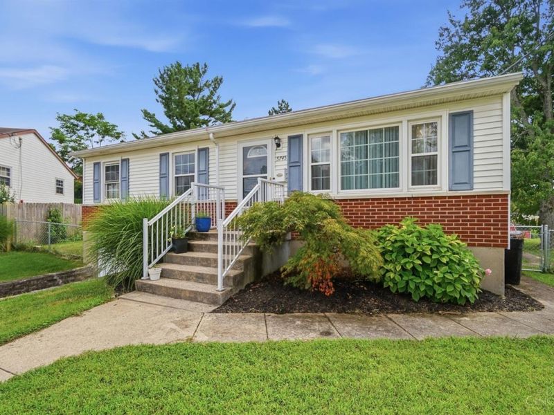 5745 Westgrove Drive, Green Township, OH 45248 Photo 2